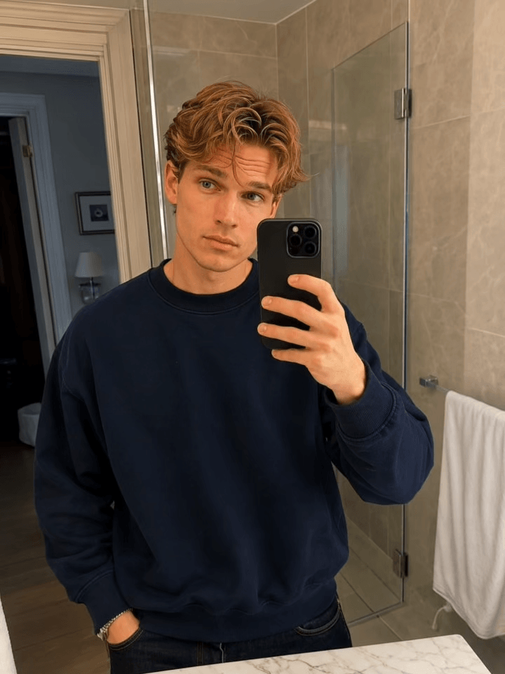 Hook options for opening an AI UGC try-on ad